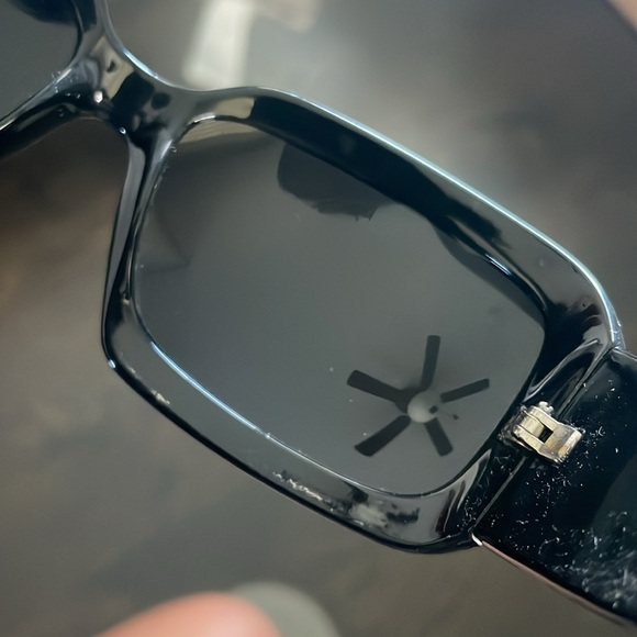 Oakland Raiders FSG125W Raiders black sunglasses with logo arms - Picture 10 of 16